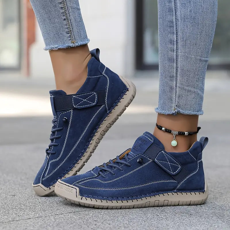 Zapatillas de mujer — suela acolchada con cordones — uso diario